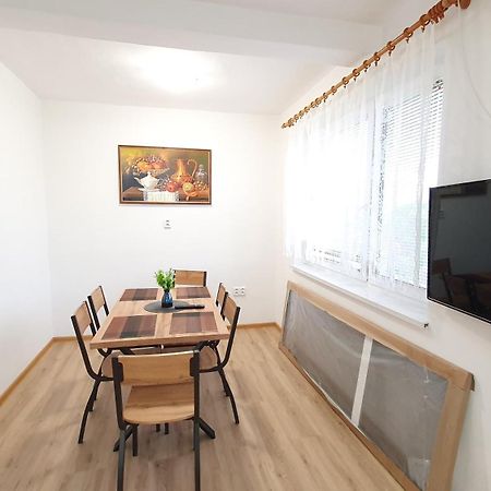 Lilly Home 36 Znojmo Εξωτερικό φωτογραφία